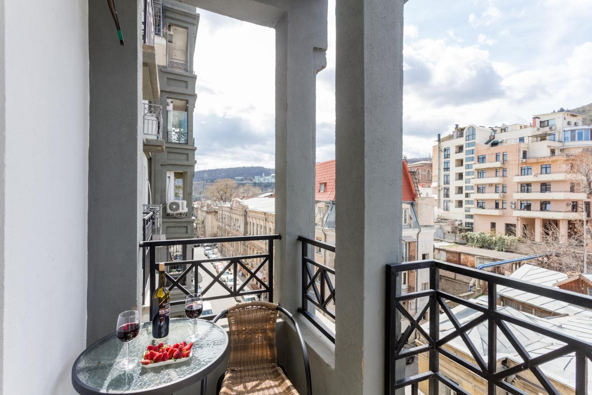 Tbilisi Apartment Ll Eksteriør billede